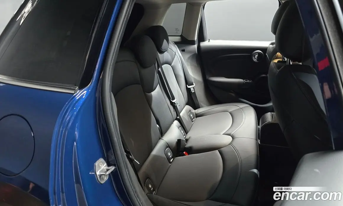 Mini Cooper 2018 1.5 автомат (гидро), фото 17 Mini Cooper 2018 1.5 автомат (гидро), фото 17