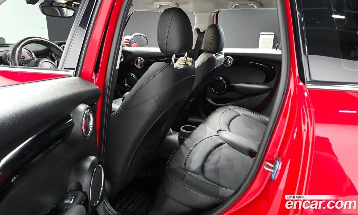 Mini Cooper 2020 1.5 автомат (гидро), фото 11