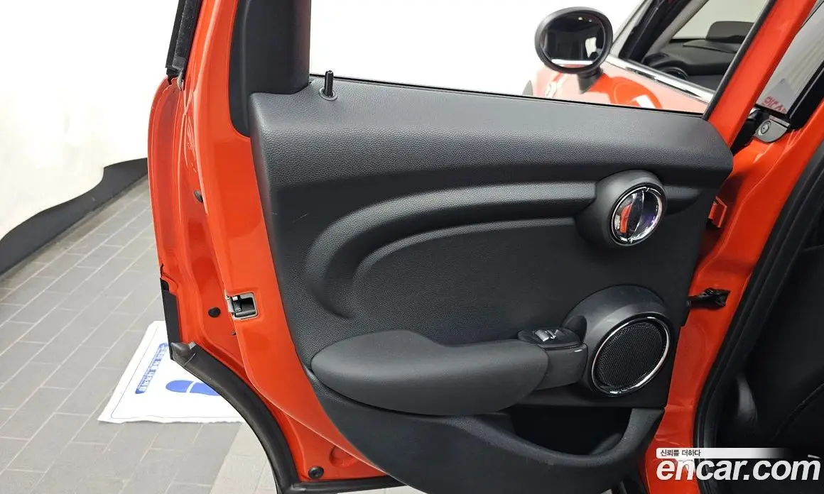 Mini Cooper 2021 1.5 автомат (гидро), фото 15 Mini Cooper 2021 1.5 автомат (гидро), фото 15