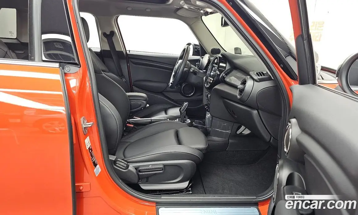 Mini Cooper 2021 1.5 автомат (гидро), фото 17 Mini Cooper 2021 1.5 автомат (гидро), фото 17
