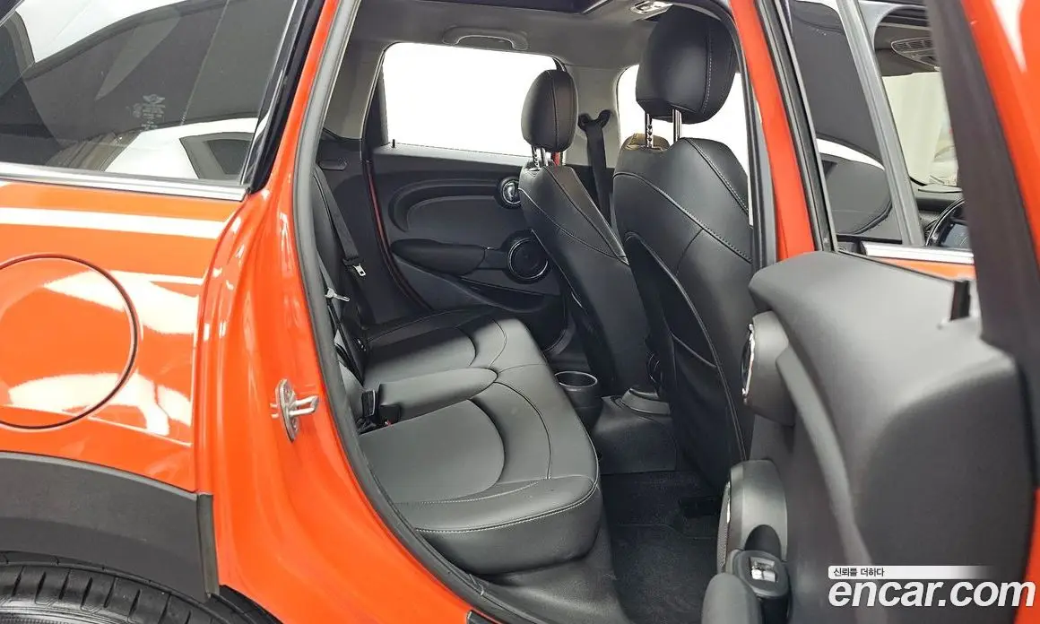 Mini Cooper 2021 1.5 автомат (гидро), фото 18 Mini Cooper 2021 1.5 автомат (гидро), фото 18