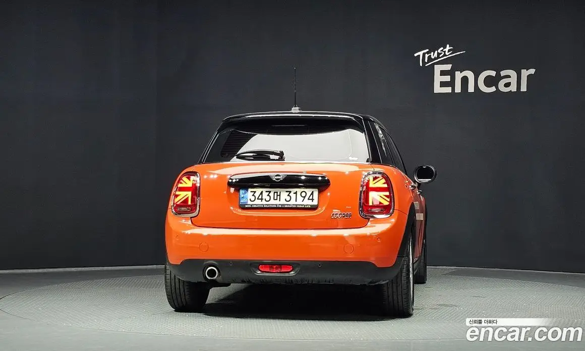 Mini Cooper 2021 1.5 автомат (гидро), фото 4 Mini Cooper 2021 1.5 автомат (гидро), фото 4