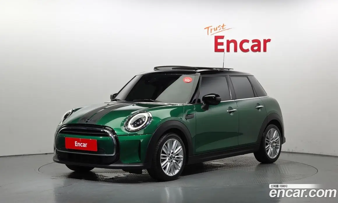 Mini Cooper 2021 1.5 автомат (гидро), фото 1 Mini Cooper 2021 1.5 автомат (гидро), фото 1