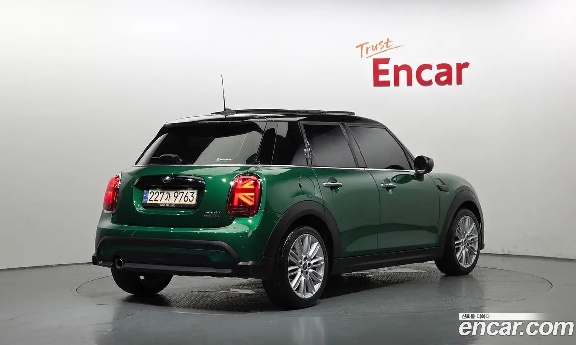 Mini Cooper 2021 1.5 автомат (гидро), фото 2 Mini Cooper 2021 1.5 автомат (гидро), фото 2