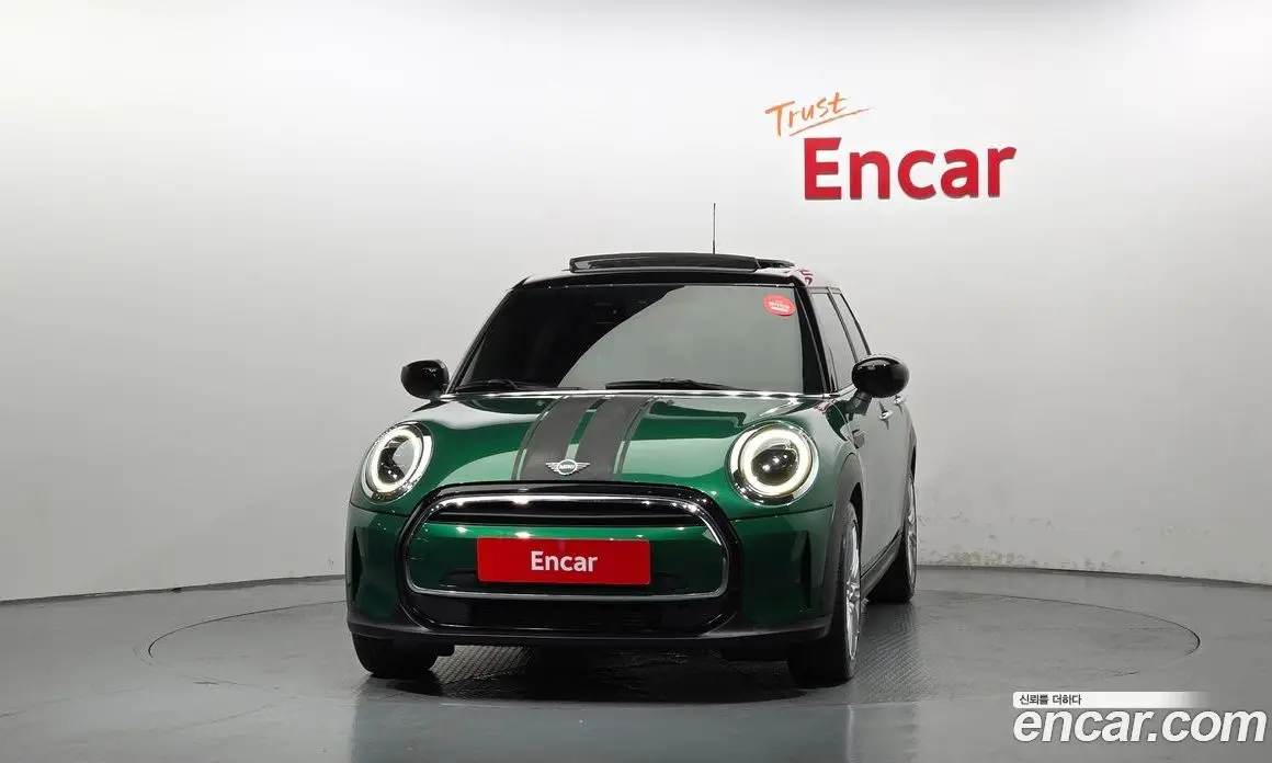 Mini Cooper 2021 1.5 автомат (гидро), фото 3 Mini Cooper 2021 1.5 автомат (гидро), фото 3