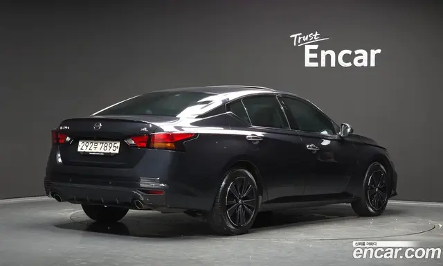 Nissan Altima 2019 2.5 автомат (гидро), миниатюра 2