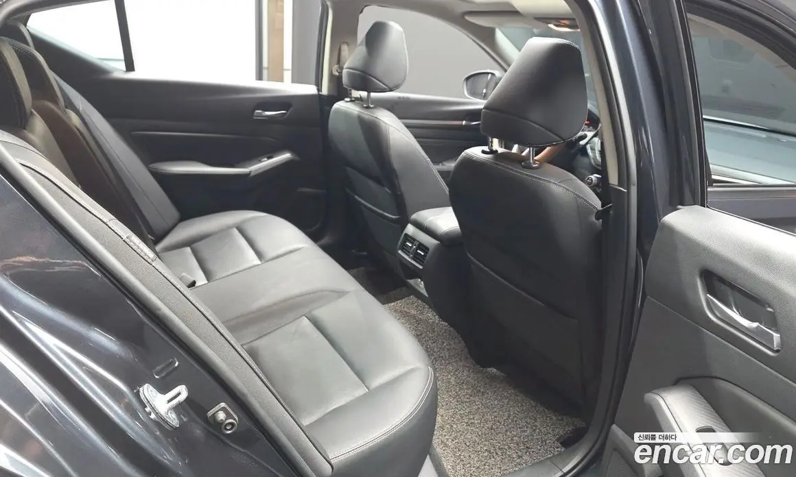 Nissan Altima 2019 2.5 автомат (гидро), фото 18