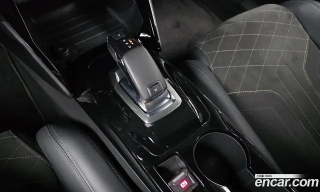 Peugeot 2008 2021 1.5 автомат (гидро), миниатюра 12