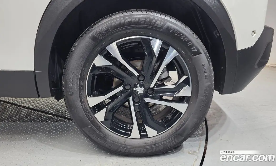 Peugeot 2008 2021 1.5 автомат (гидро), фото 7 Peugeot 2008 2021 1.5 автомат (гидро), фото 7