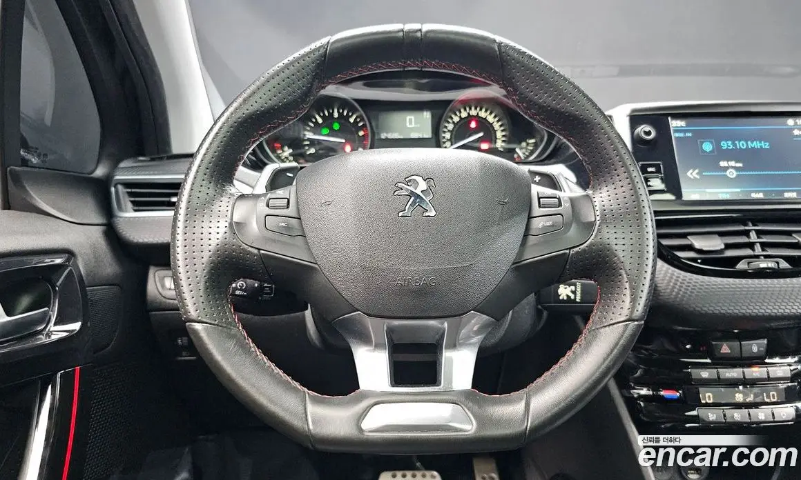 Peugeot 208 2018 1.6 автомат (гидро), фото 19 Peugeot 208 2018 1.6 автомат (гидро), фото 19