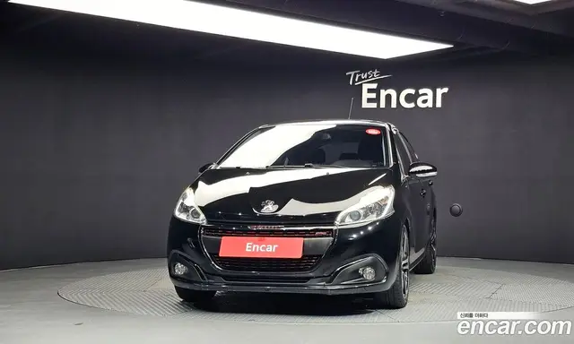 Peugeot 208 2018 1.6 автомат (гидро), миниатюра 3 Peugeot 208 2018 1.6 автомат (гидро), миниатюра 3