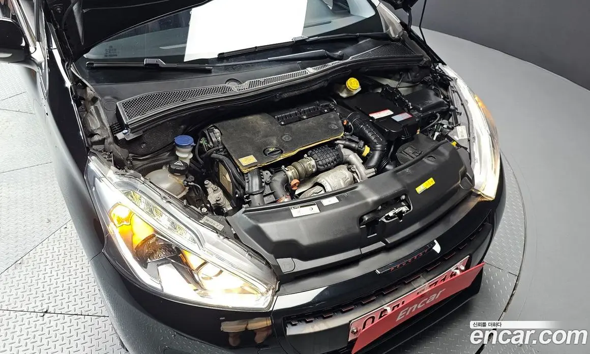 Peugeot 208 2018 1.6 автомат (гидро), фото 6 Peugeot 208 2018 1.6 автомат (гидро), фото 6