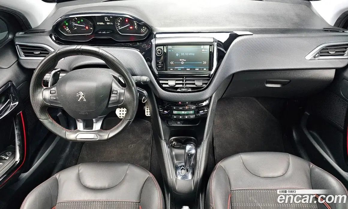 Peugeot 208 2018 1.6 автомат (гидро), фото 10 Peugeot 208 2018 1.6 автомат (гидро), фото 10