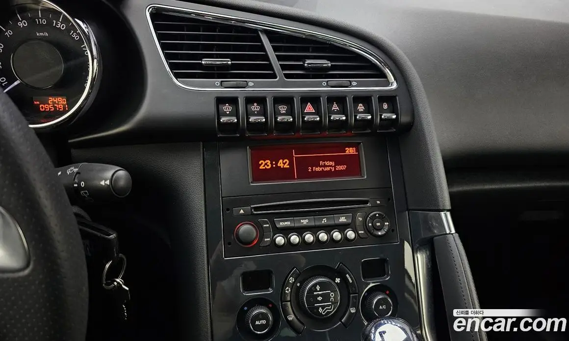 Peugeot 3008 2014 1.6 автомат (гидро), фото 19 Peugeot 3008 2014 1.6 автомат (гидро), фото 19