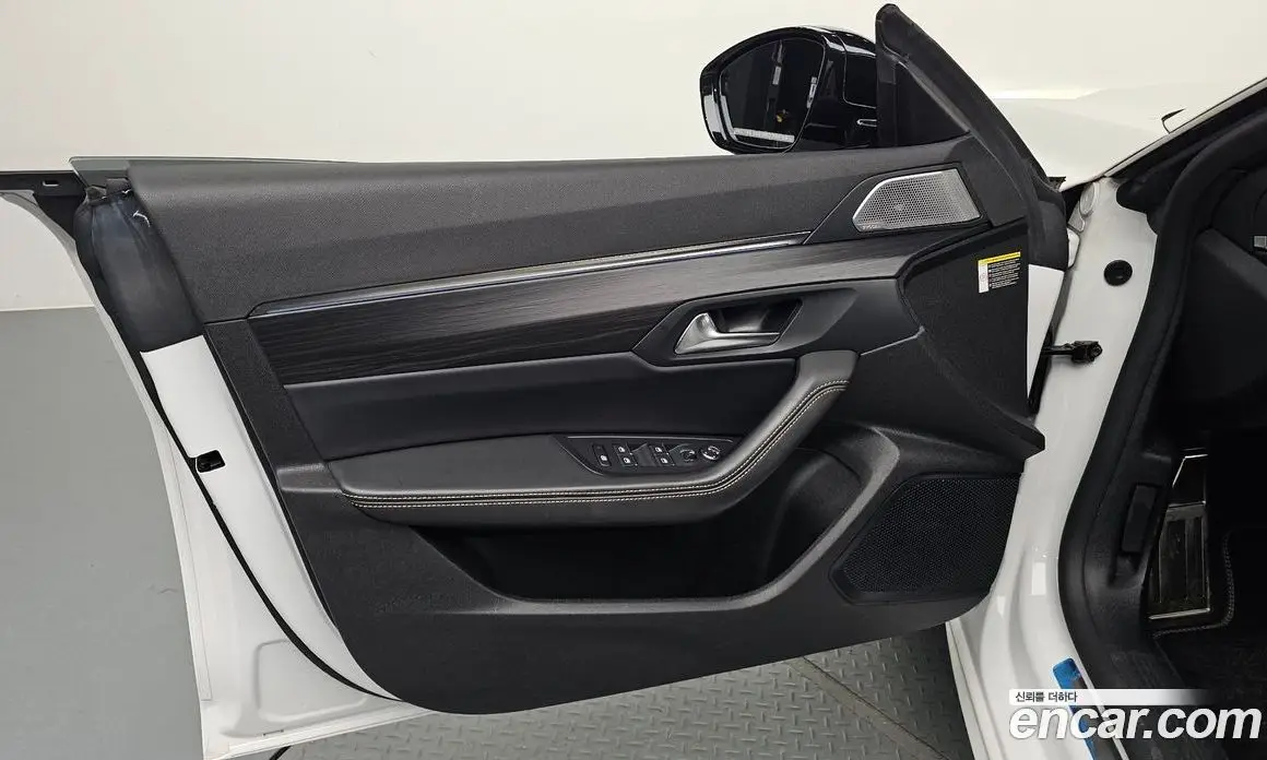 Peugeot 508 2019 2.0 автомат (гидро), фото 14 Peugeot 508 2019 2.0 автомат (гидро), фото 14