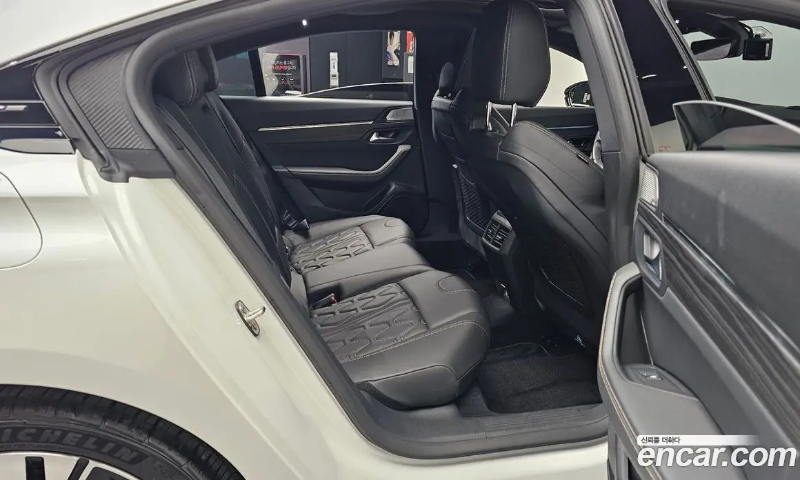 Peugeot 508 2019 2.0 автомат (гидро), фото 17 Peugeot 508 2019 2.0 автомат (гидро), фото 17