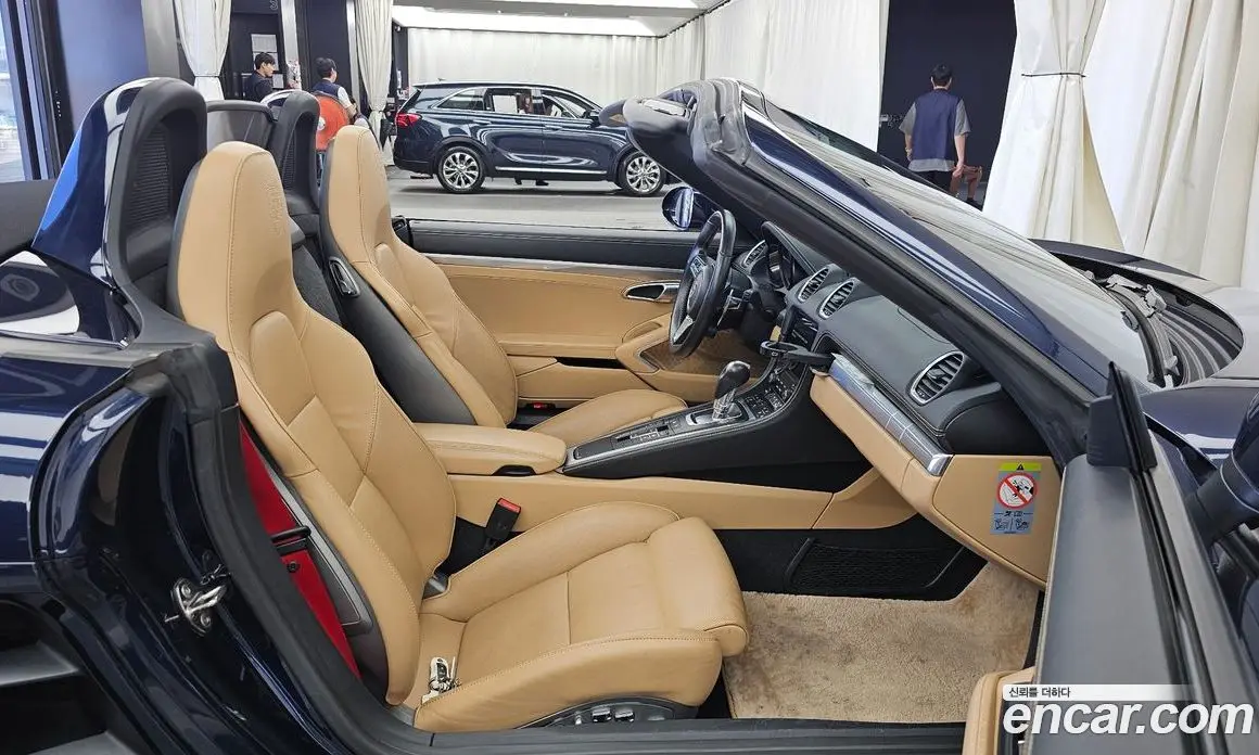 Porsche 718 2019 2.5 автомат (гидро), фото 17 Porsche 718 2019 2.5 автомат (гидро), фото 17