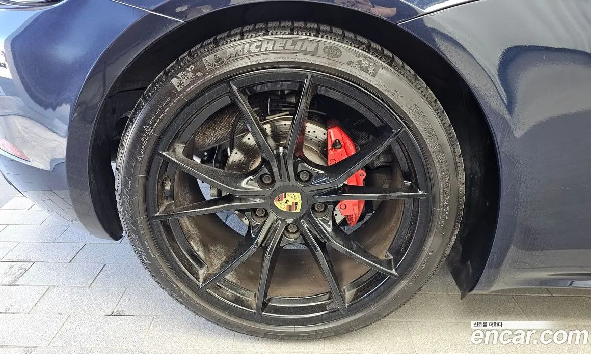 Porsche 718 2019 2.5 автомат (гидро), фото 5 Porsche 718 2019 2.5 автомат (гидро), фото 5