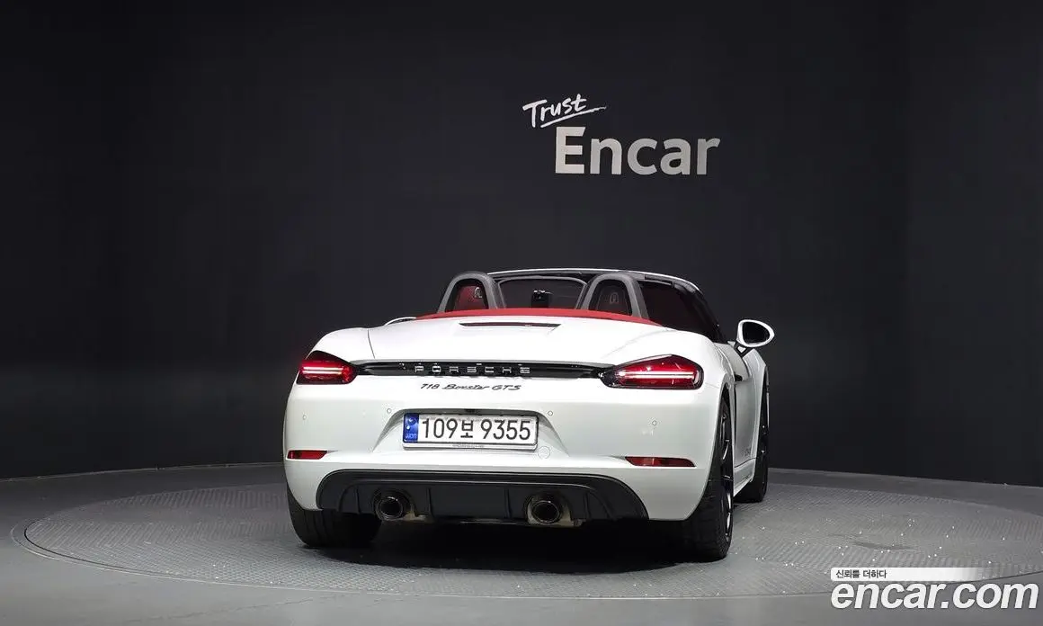 Porsche 718 2023 4.0 автомат (гидро), фото 4
