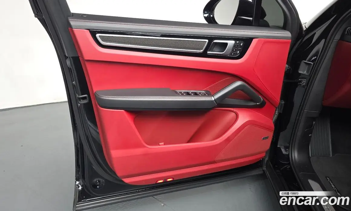 Porsche Cayenne 2022 3.0 автомат (гидро), фото 13