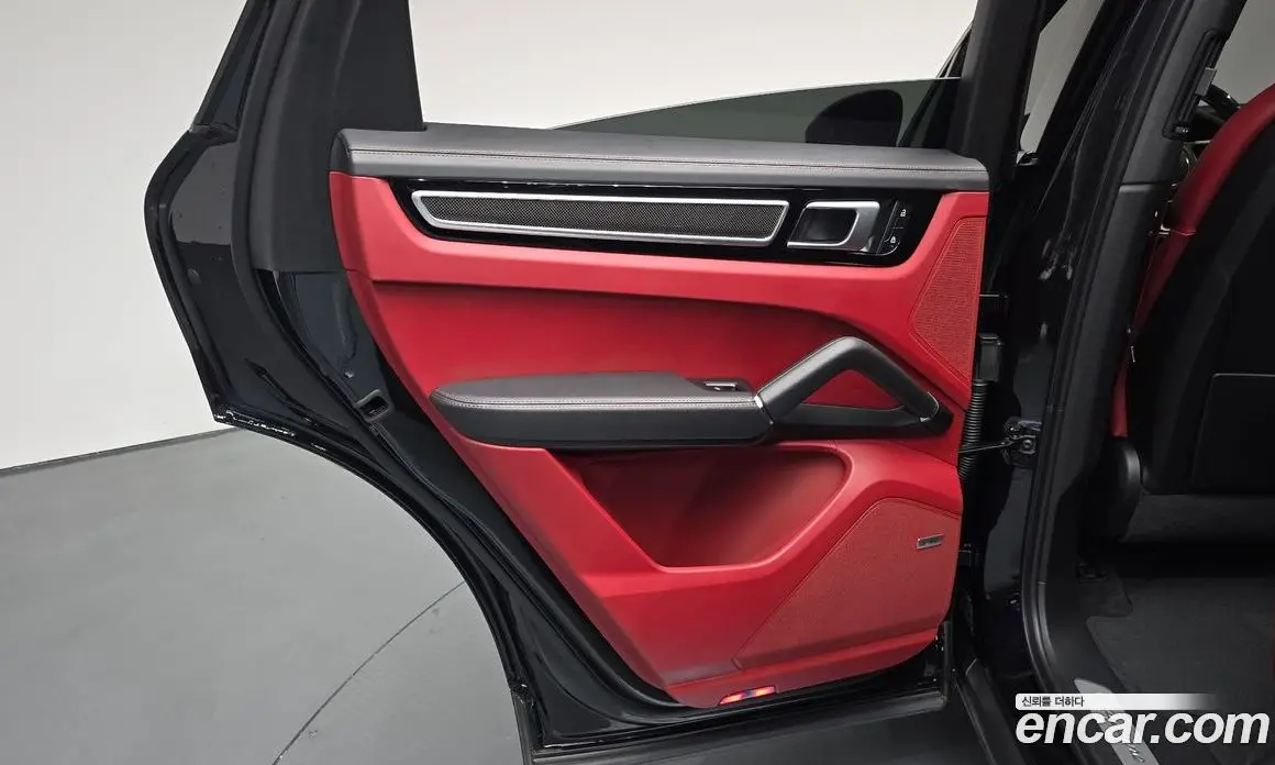 Porsche Cayenne 2022 3.0 автомат (гидро), фото 14