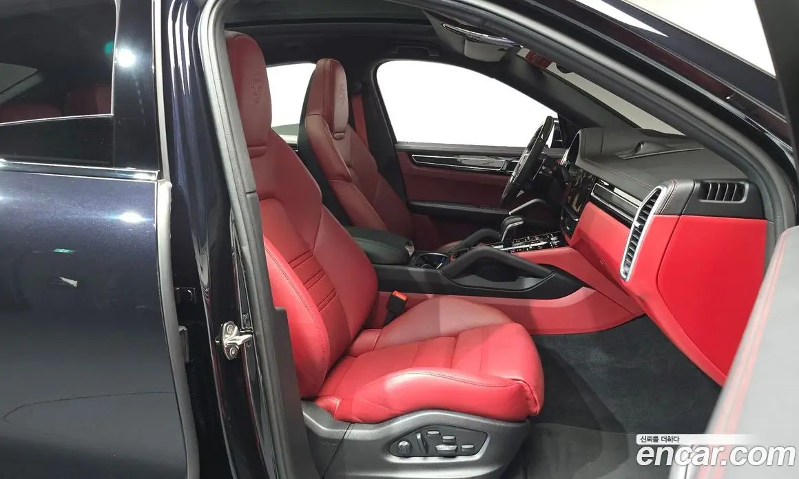 Porsche Cayenne 2022 3.0 автомат (гидро), фото 16