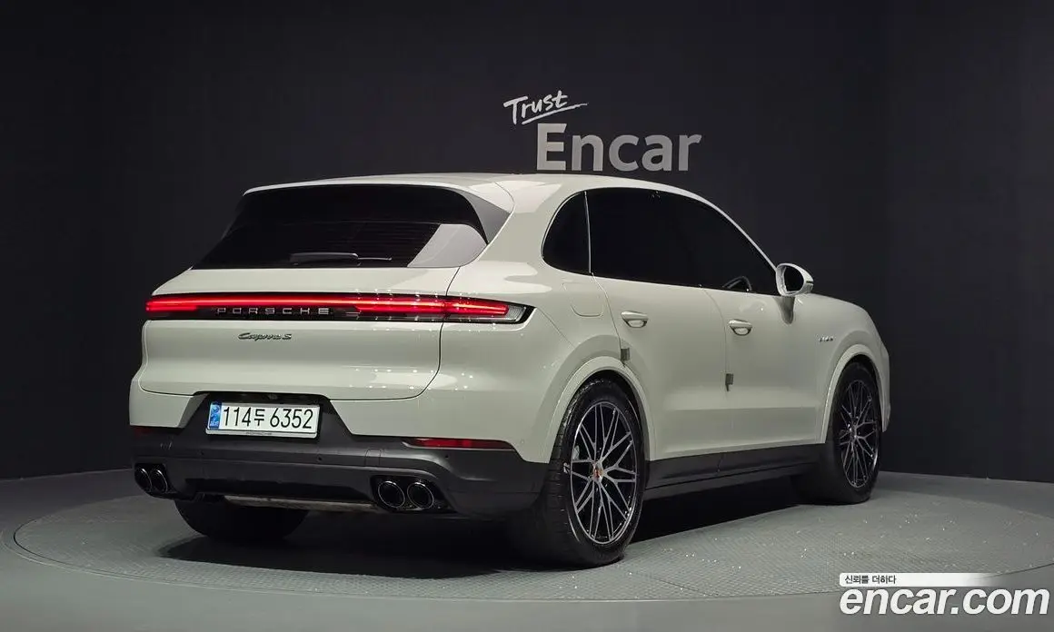 Porsche Cayenne 2024 3.0 автомат (гидро), фото 2 Porsche Cayenne 2024 3.0 автомат (гидро), фото 2