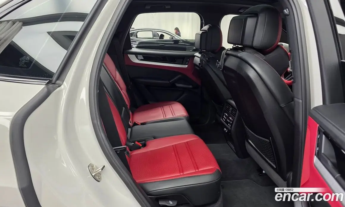 Porsche Cayenne 2024 3.0 автомат (гидро), фото 18 Porsche Cayenne 2024 3.0 автомат (гидро), фото 18