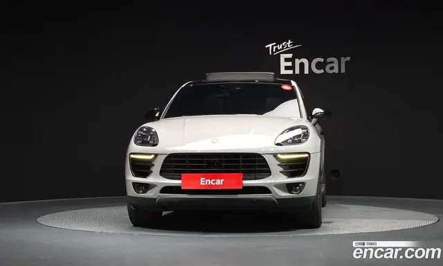 Porsche Macan 2014 3.0 автомат (гидро), миниатюра 3