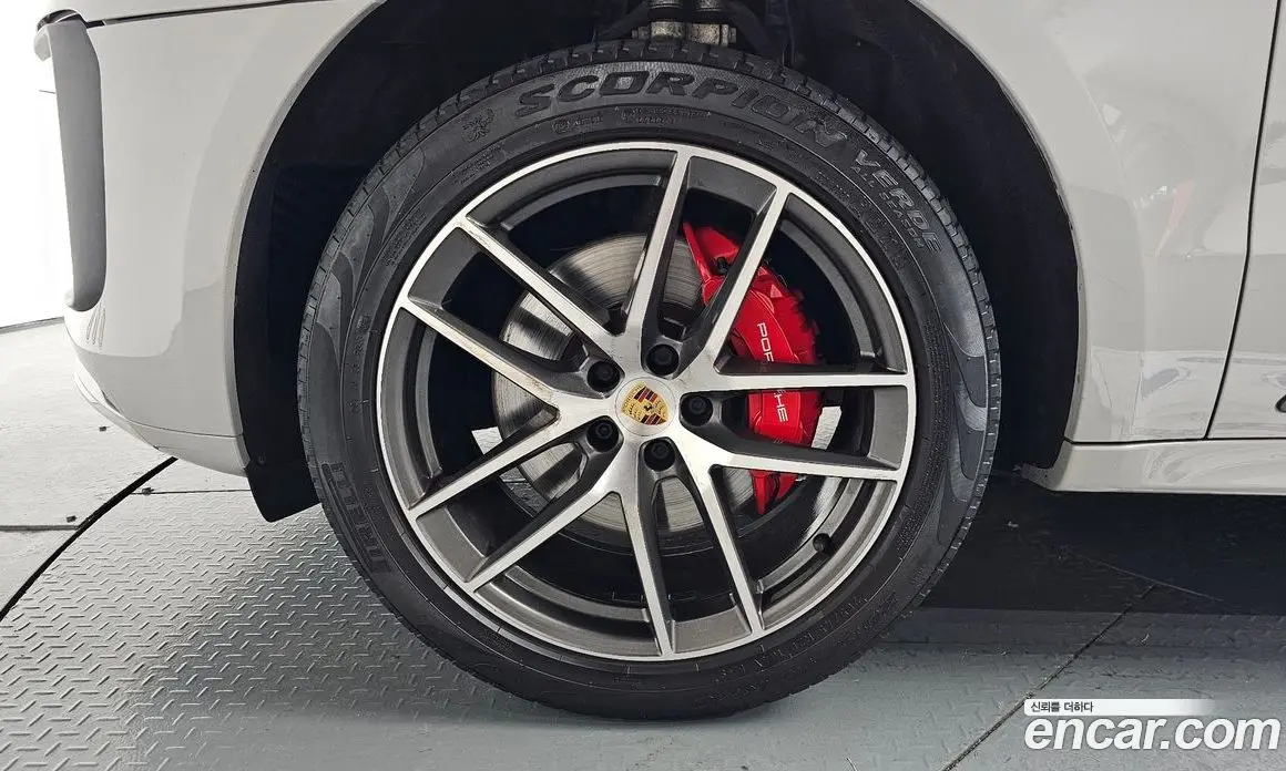 Porsche Macan 2022 2.9 автомат (гидро), фото 4 Porsche Macan 2022 2.9 автомат (гидро), фото 4