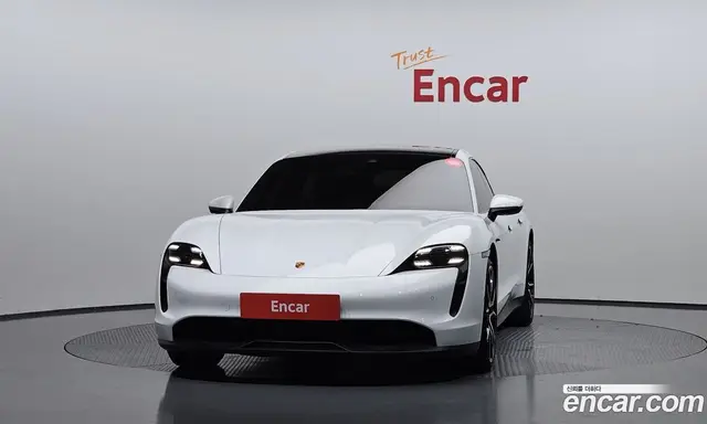 Porsche Taycan 2023 0.1 автомат (гидро), миниатюра 3 Porsche Taycan 2023 0.1 автомат (гидро), миниатюра 3