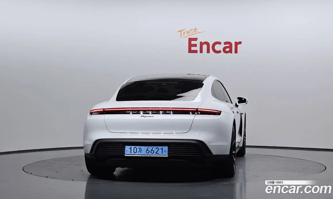Porsche Taycan 2023 0.1 автомат (гидро), фото 4 Porsche Taycan 2023 0.1 автомат (гидро), фото 4