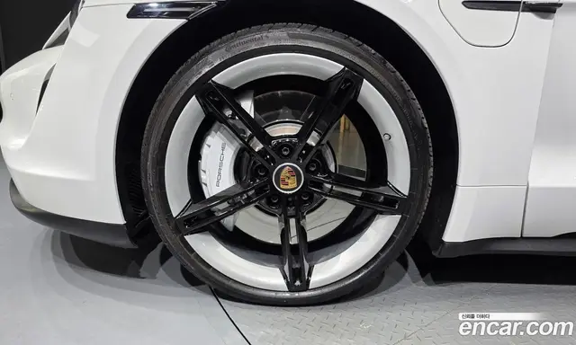 Porsche Taycan 2024 0.1 автомат (гидро), миниатюра 5 Porsche Taycan 2024 0.1 автомат (гидро), миниатюра 5