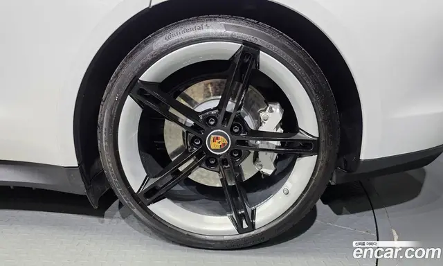 Porsche Taycan 2024 0.1 автомат (гидро), миниатюра 7 Porsche Taycan 2024 0.1 автомат (гидро), миниатюра 7