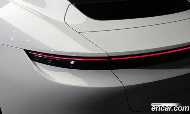 Porsche Taycan 2024 0.1 автомат (гидро), миниатюра 9 Porsche Taycan 2024 0.1 автомат (гидро), миниатюра 9