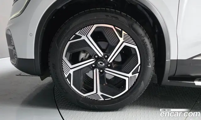 Renault (Samsung) QM6 2024 2.0 автомат (гидро), миниатюра 5 Renault (Samsung) QM6 2024 2.0 автомат (гидро), миниатюра 5