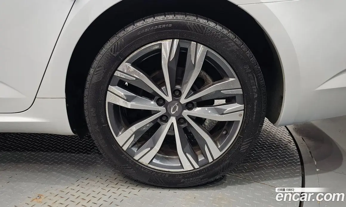 Renault (Samsung) SM6 2021 1.3 автомат (гидро), фото 6 Renault (Samsung) SM6 2021 1.3 автомат (гидро), фото 6