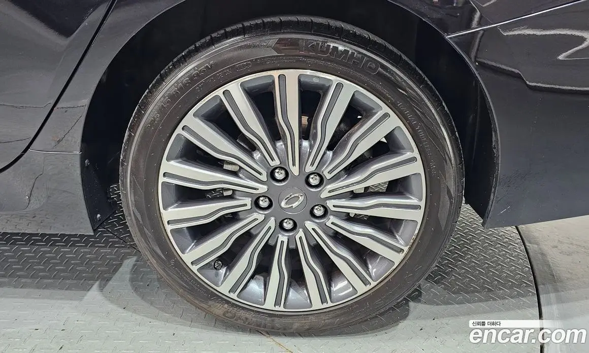 Renault (Samsung) SM7 2018 3.5 автомат (гидро), фото 5 Renault (Samsung) SM7 2018 3.5 автомат (гидро), фото 5