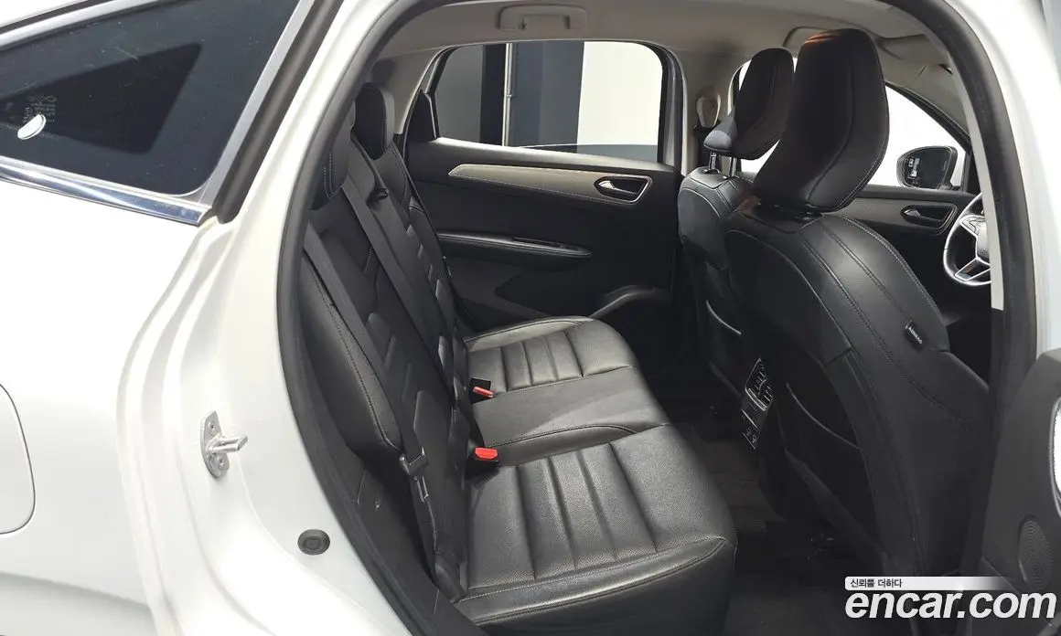 Renault (Samsung) XM3 2023 1.6 автомат (гидро), фото 16 Renault (Samsung) XM3 2023 1.6 автомат (гидро), фото 16