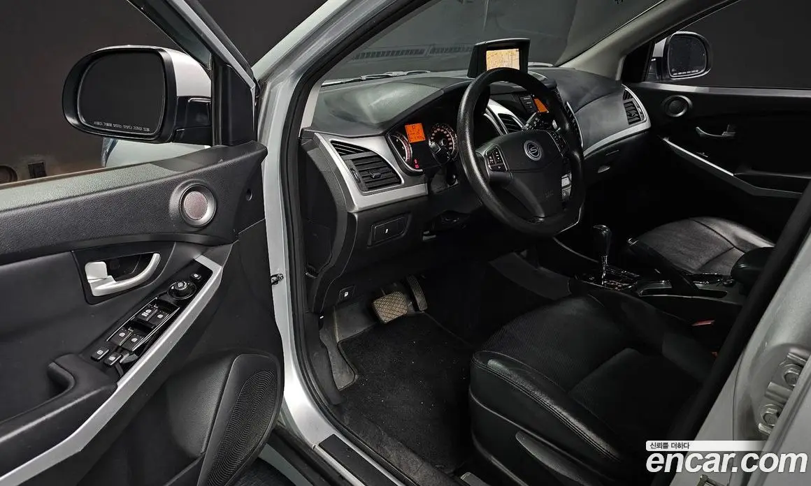 SsangYong Korando 2016 2.2 автомат (гидро), фото 12