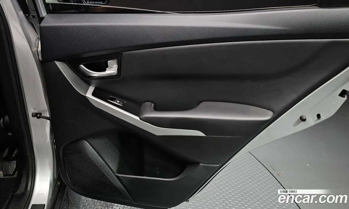 SsangYong Korando 2016 2.2 автомат (гидро), фото 14
