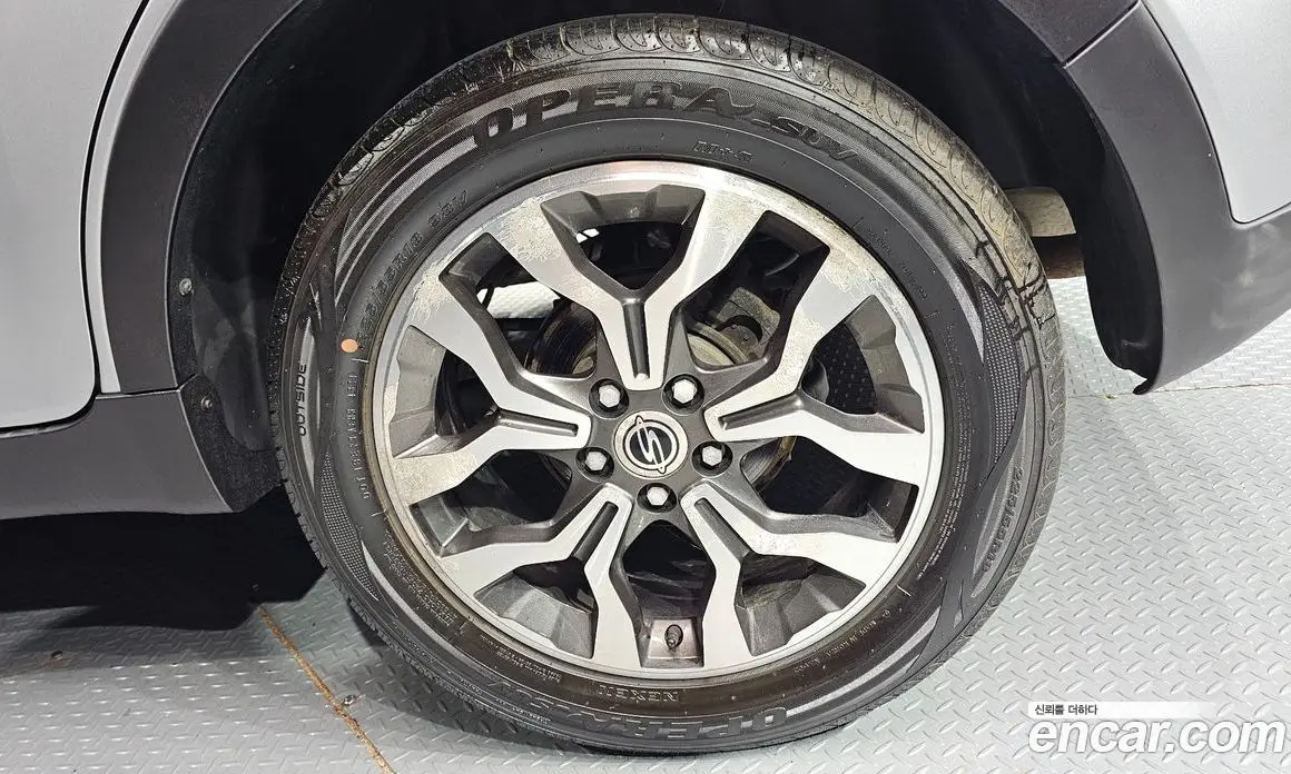 SsangYong Korando 2016 2.2 автомат (гидро), фото 6