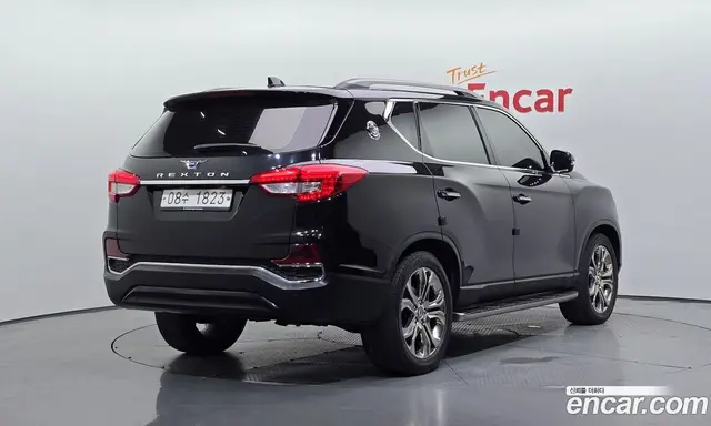 SsangYong Rexton 2018 2.2 автомат (гидро), миниатюра 2