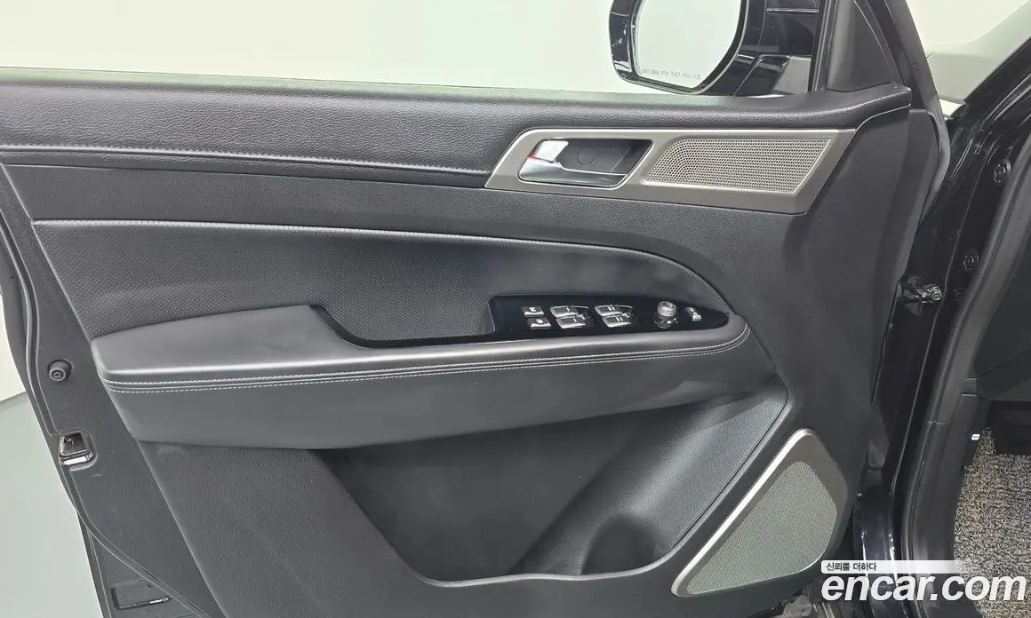 SsangYong Rexton 2018 2.2 автомат (гидро), фото 14