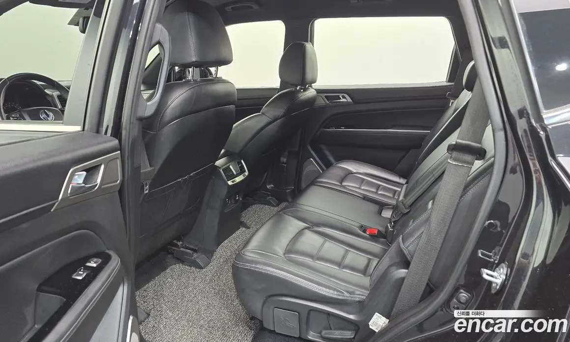 SsangYong Rexton 2018 2.2 автомат (гидро), фото 17