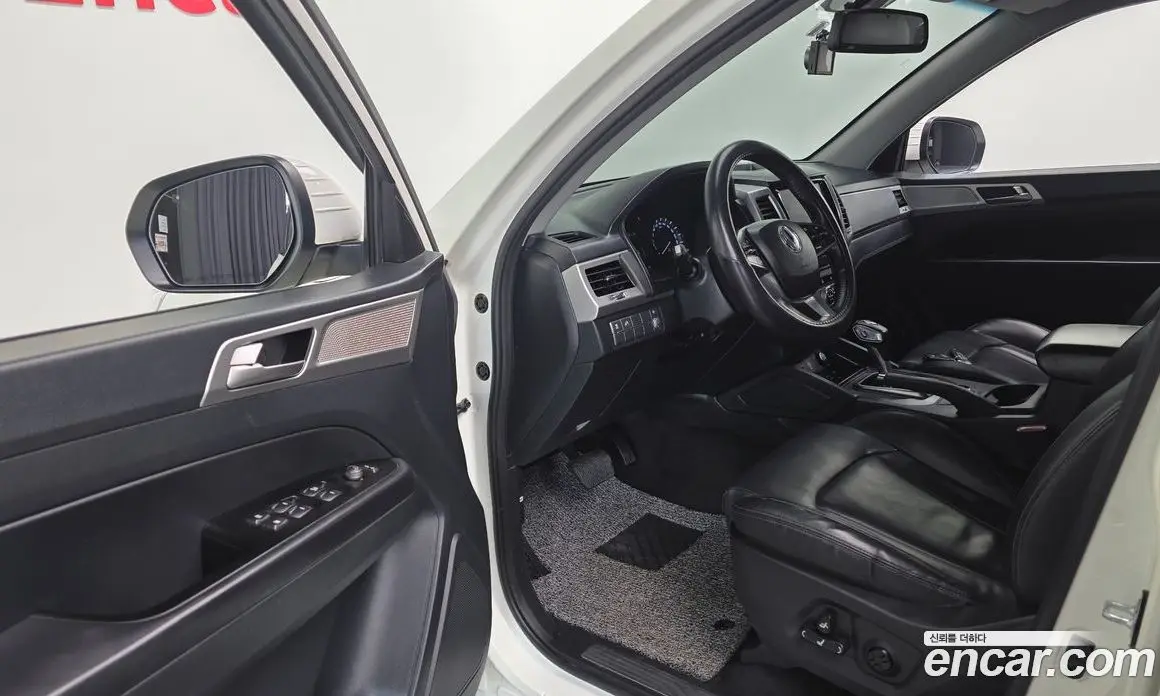 SsangYong Rexton 2019 2.2 автомат (гидро), фото 17 SsangYong Rexton 2019 2.2 автомат (гидро), фото 17