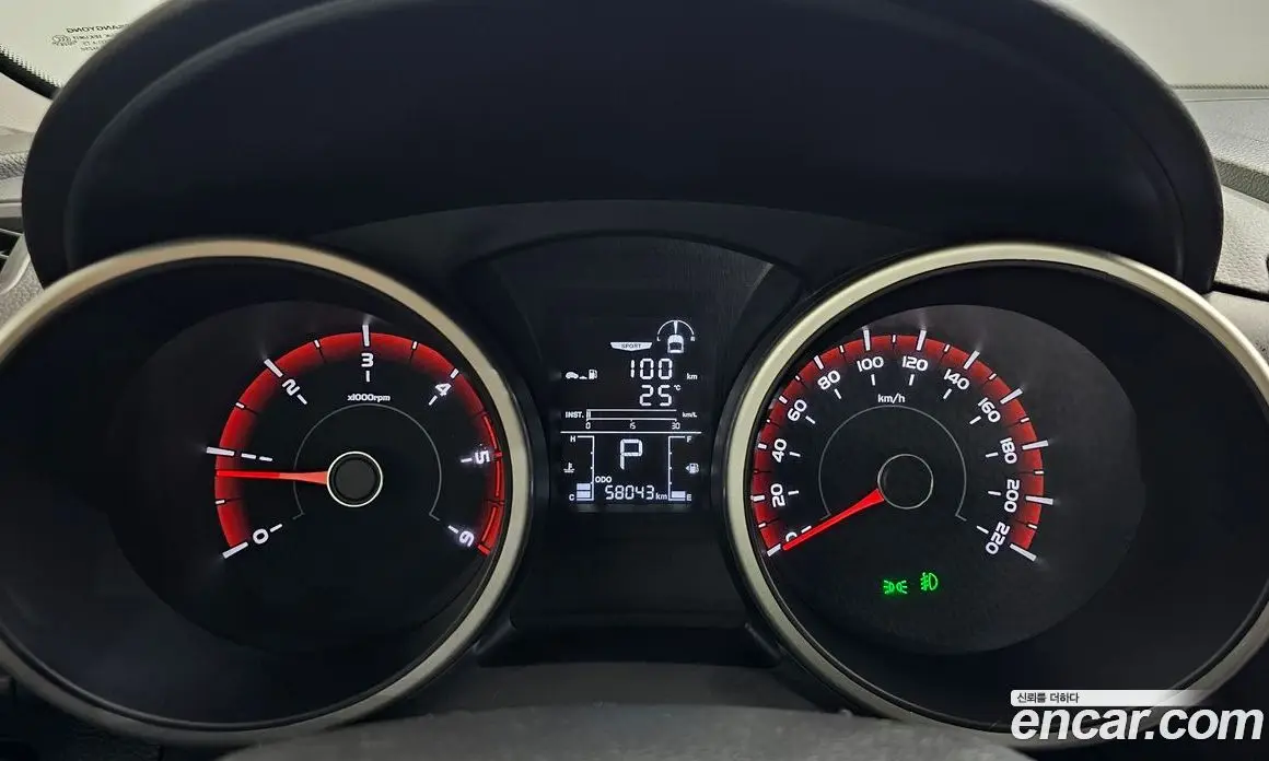 SsangYong TIBOLI 2016 1.6 автомат (гидро), фото 11