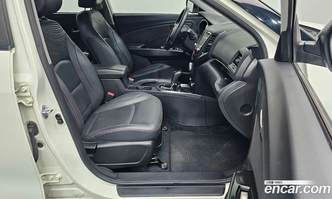 SsangYong TIBOLI 2016 1.6 автомат (гидро), фото 16