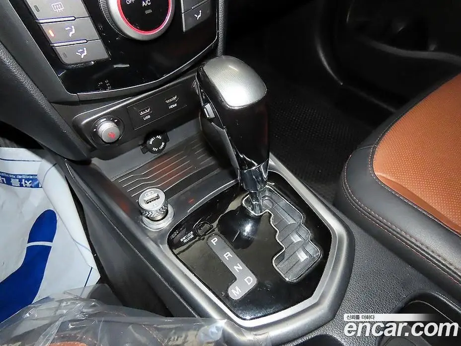 SsangYong TIBOLI 2017 1.6 автомат (гидро), фото 12