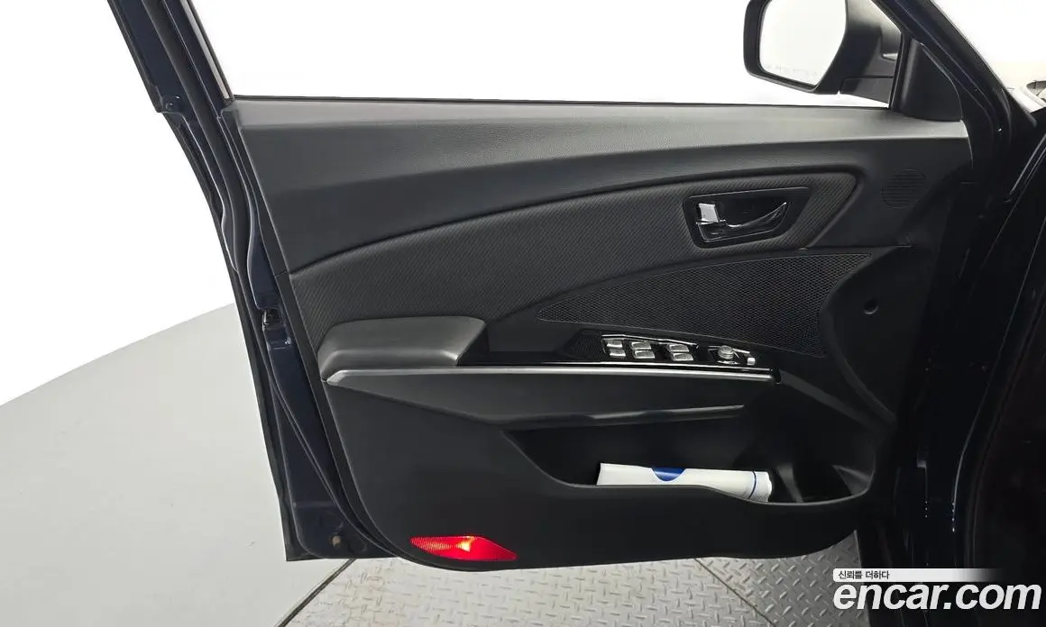 SsangYong TIBOLI 2018 1.6 автомат (гидро), фото 14 SsangYong TIBOLI 2018 1.6 автомат (гидро), фото 14